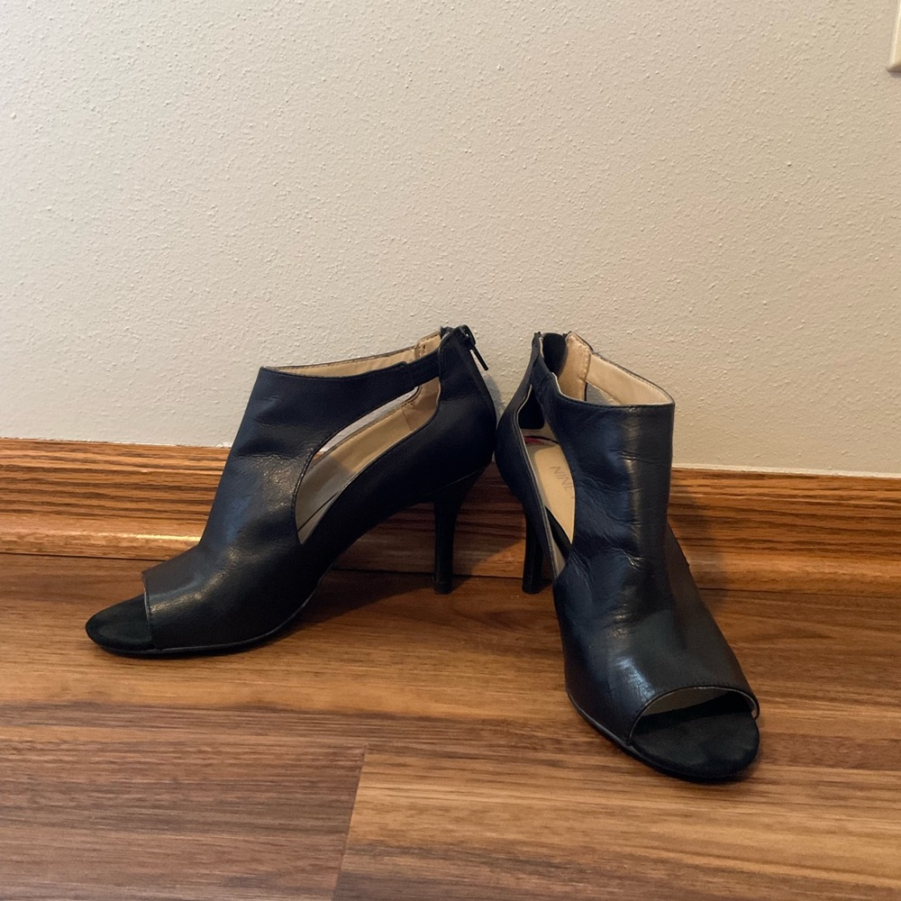 Elegant Black Peep-Toe Heels
